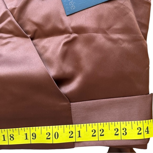 NWT Maree Pour Toi Bishop Sleeve Wrap Top Blouse Metallic Satin Brown Size 26 - Picture 9 of 12